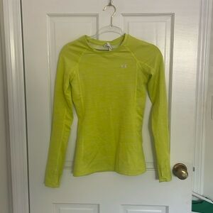 Under Armor Cold Gear Thumb Hole Long Sleeve Base Gear Women’s Size XS in Lime